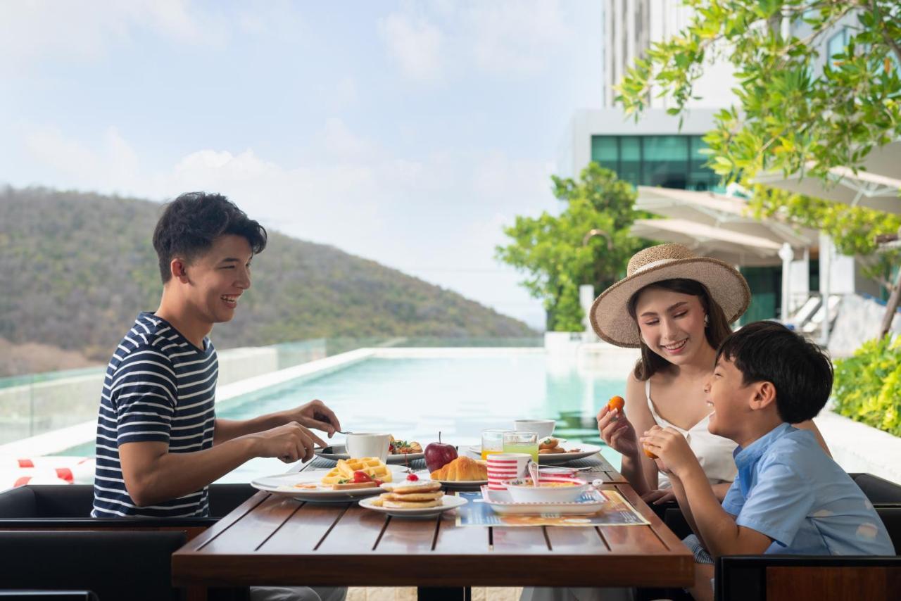 Holiday Inn & Suites Siracha Laemchabang By Ihg Si Racha Dış mekan fotoğraf