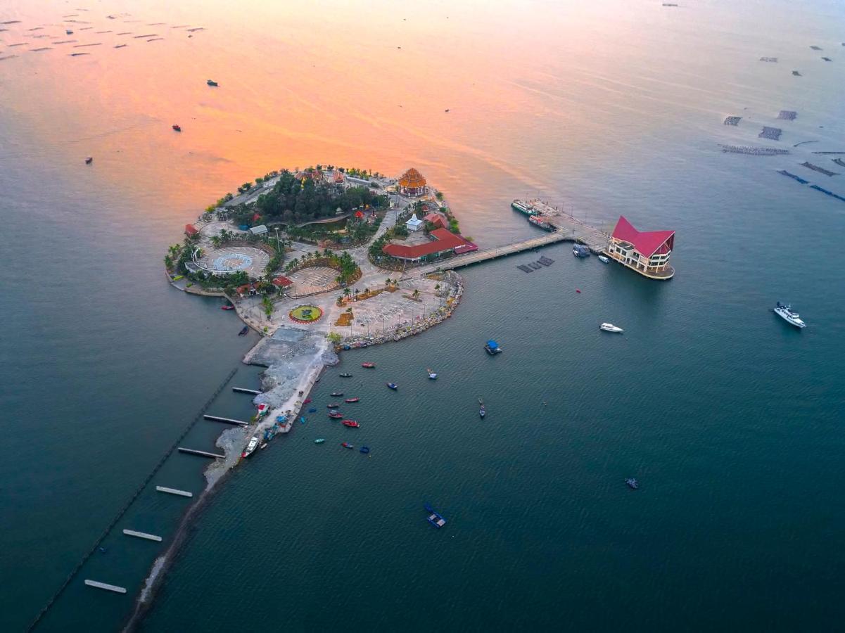 Holiday Inn & Suites Siracha Laemchabang By Ihg Si Racha Dış mekan fotoğraf